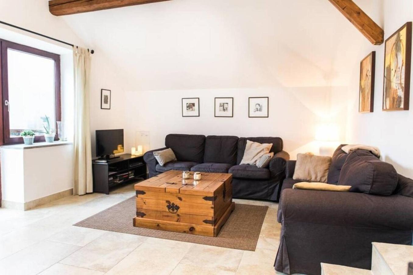 House Maharac With 3 Apartments Till 18 Persons Kamno Exterior foto