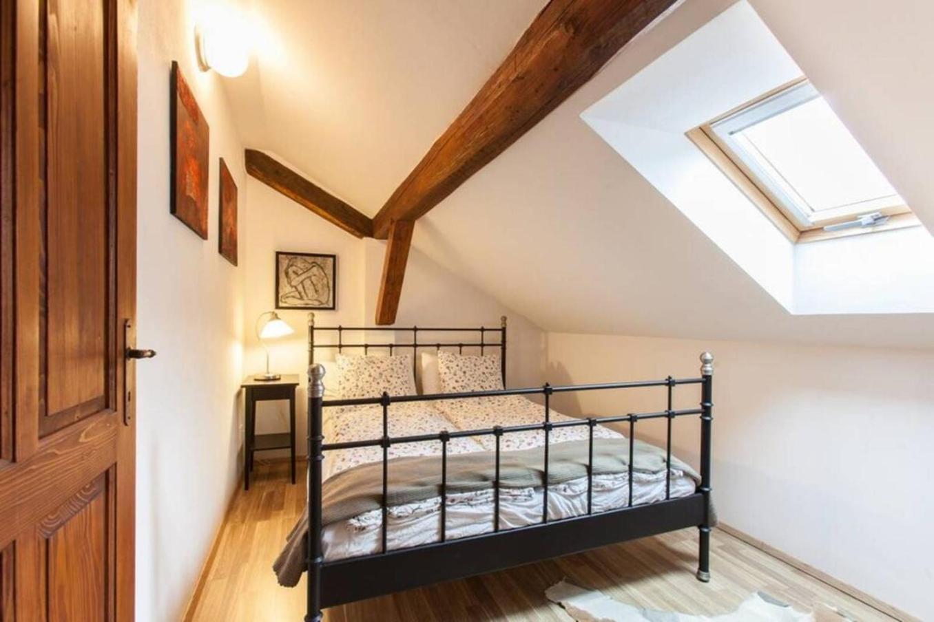 House Maharac With 3 Apartments Till 18 Persons Kamno Exterior foto