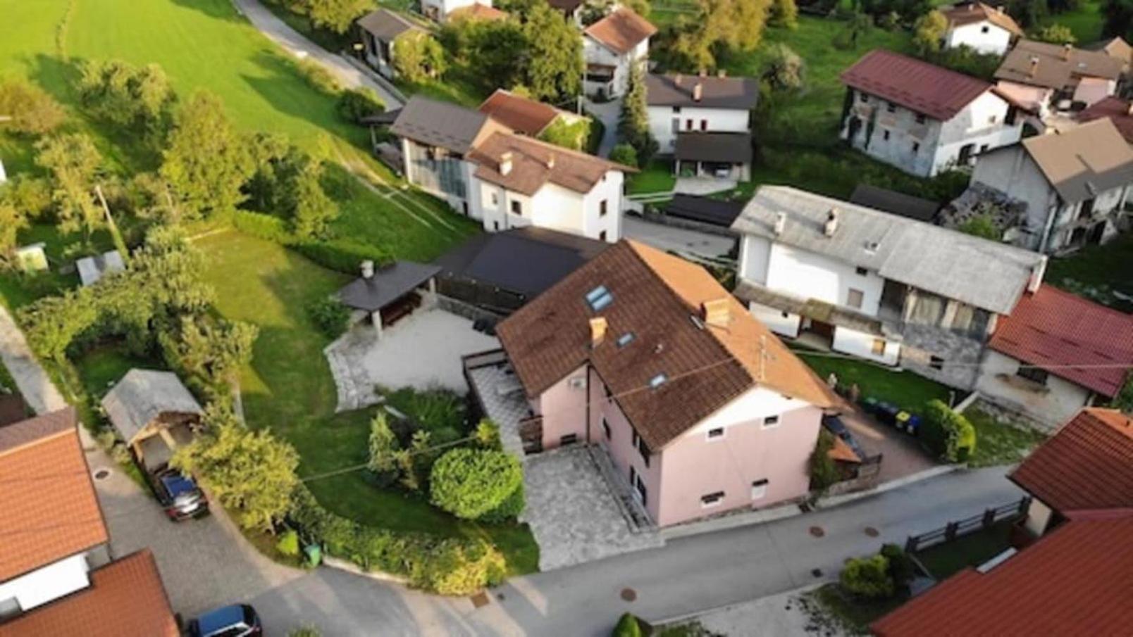 House Maharac With 3 Apartments Till 18 Persons Kamno Exterior foto